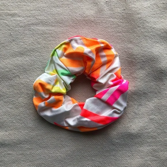 Neon scrunchie set - Picture 2 of 4